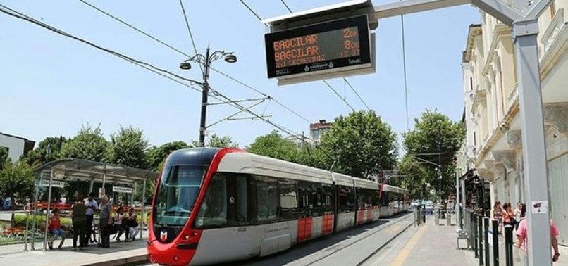 İBB’den yenilik Alüminyum Çerçeveli Bilgiled Kullanımda